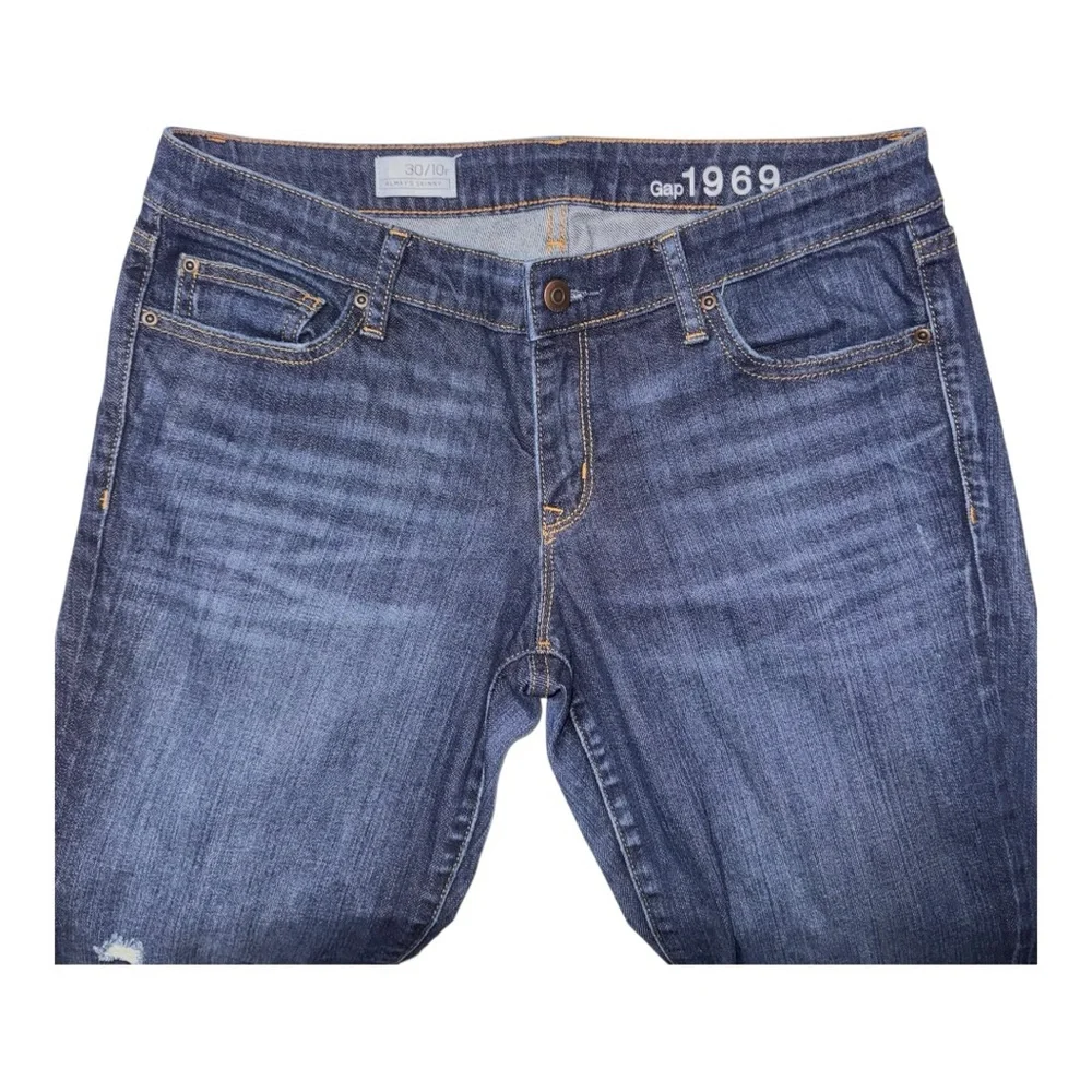 GAP 1969 (EUC) Always Skinny Women’s Lightly Distressed Jeans, Size 10